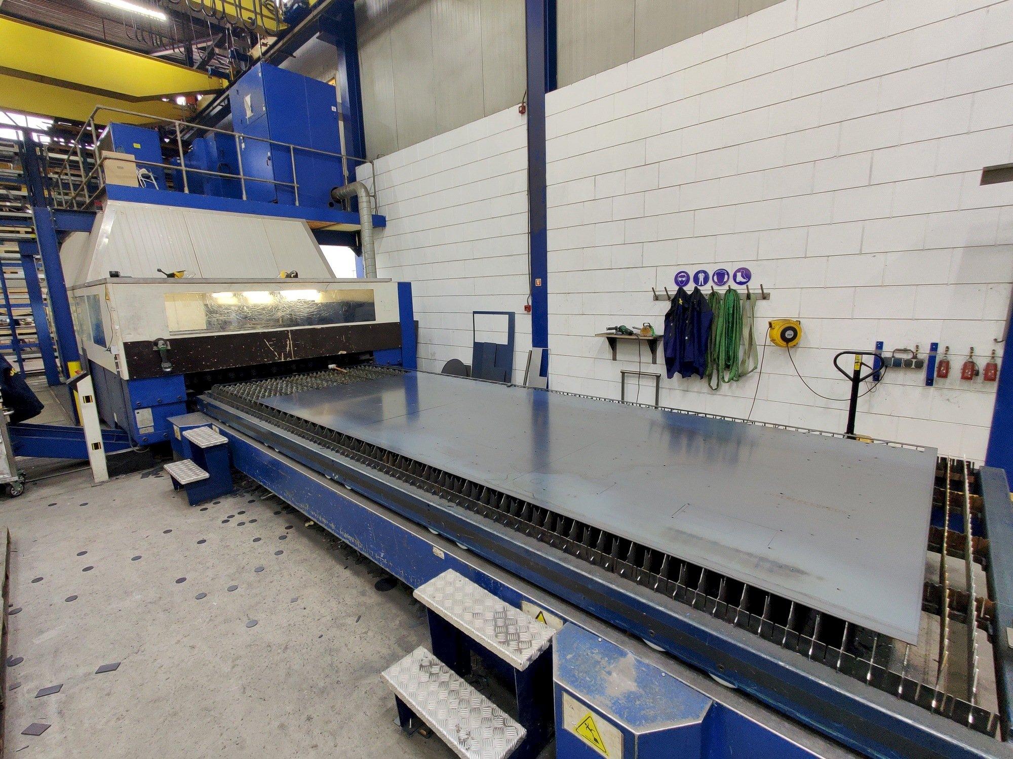 Trumpf Trumatic L 6050 6kW CO2 Mašinos vaizdas iš priekio