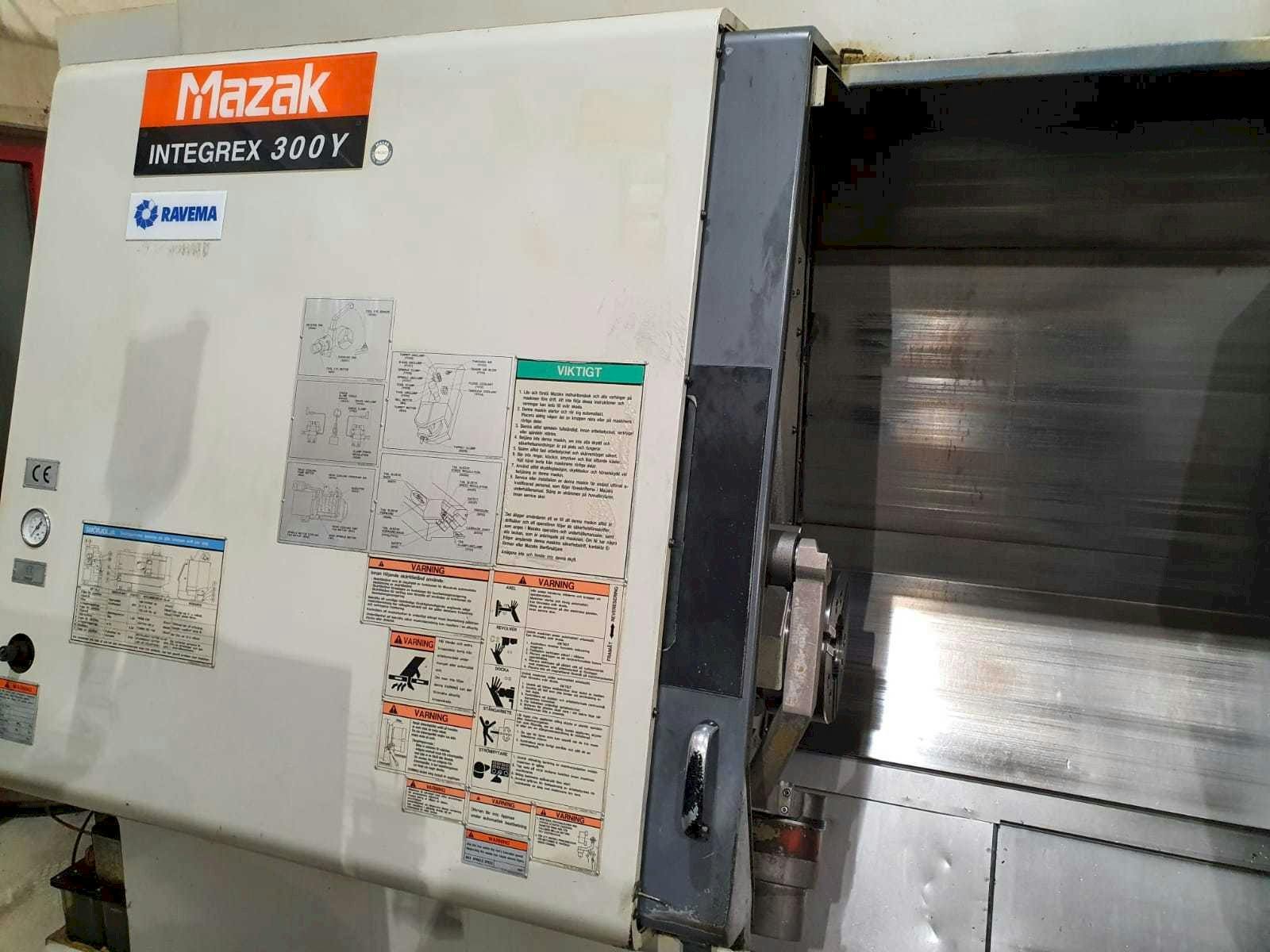 Mazak Integrex 300Y Mašinos vaizdas iš priekio