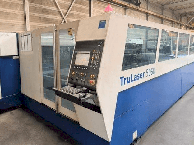 TRUMPF TruLaser 5060 Mašinos vaizdas iš priekio