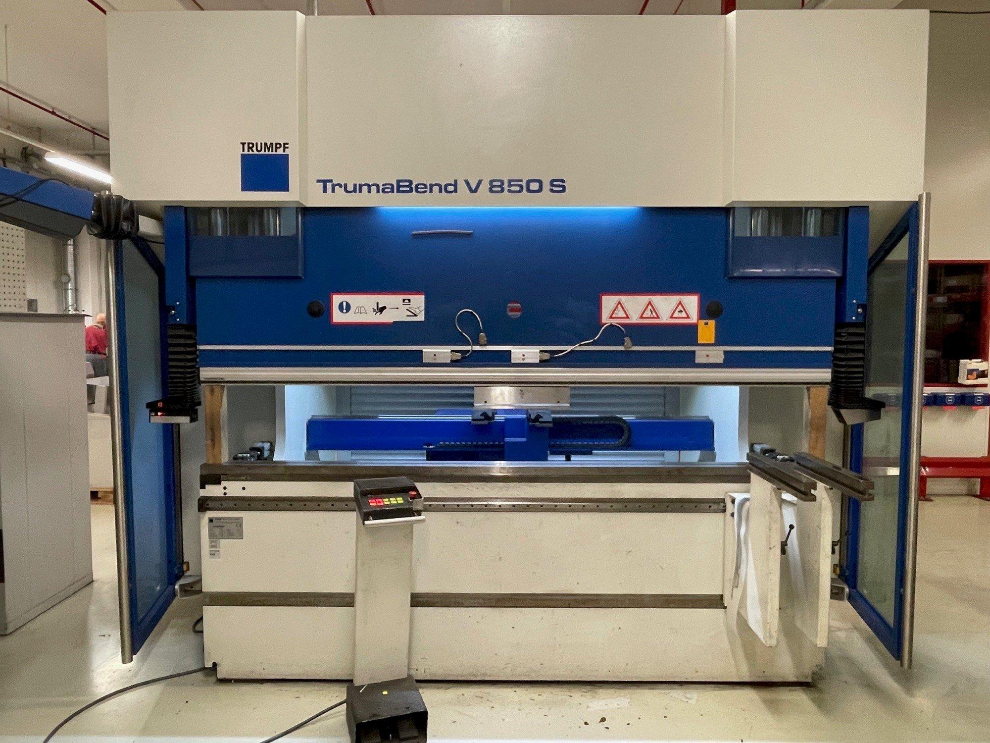 TRUMPF TrumaBend V 850SX Mašinos vaizdas iš priekio