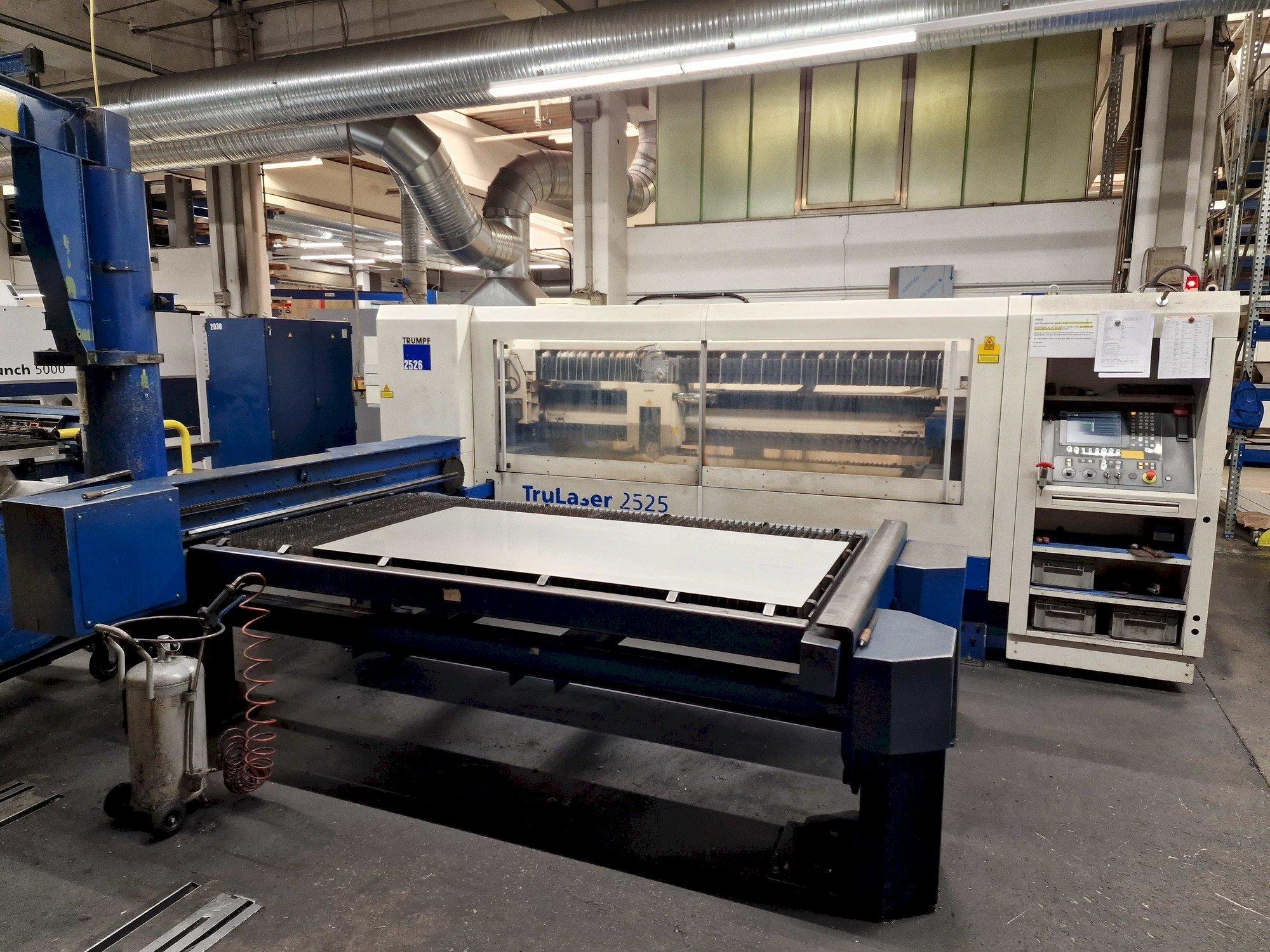 Trumpf TruLaser 2525 4kW Mašinos vaizdas iš priekio