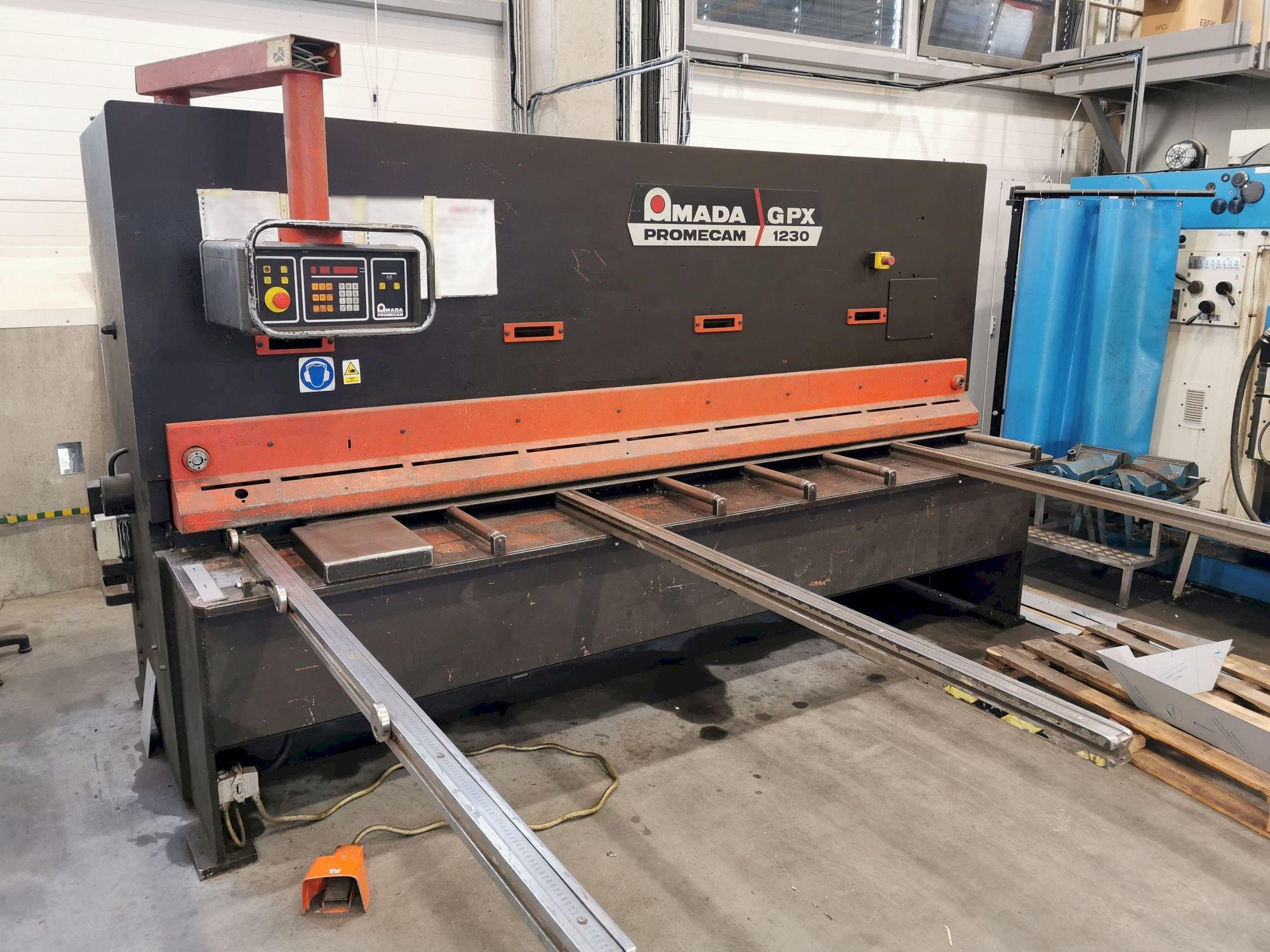 AMADA GPX 1230 Mašinos vaizdas iš priekio