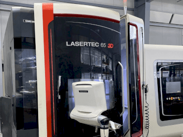 DMG MORI LASERTEC 65 3D Hybrid Mašinos vaizdas iš priekio