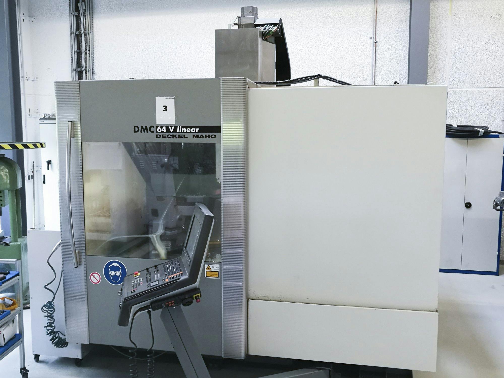 DMG MORI DMC 64 V linear Mašinos vaizdas iš priekio