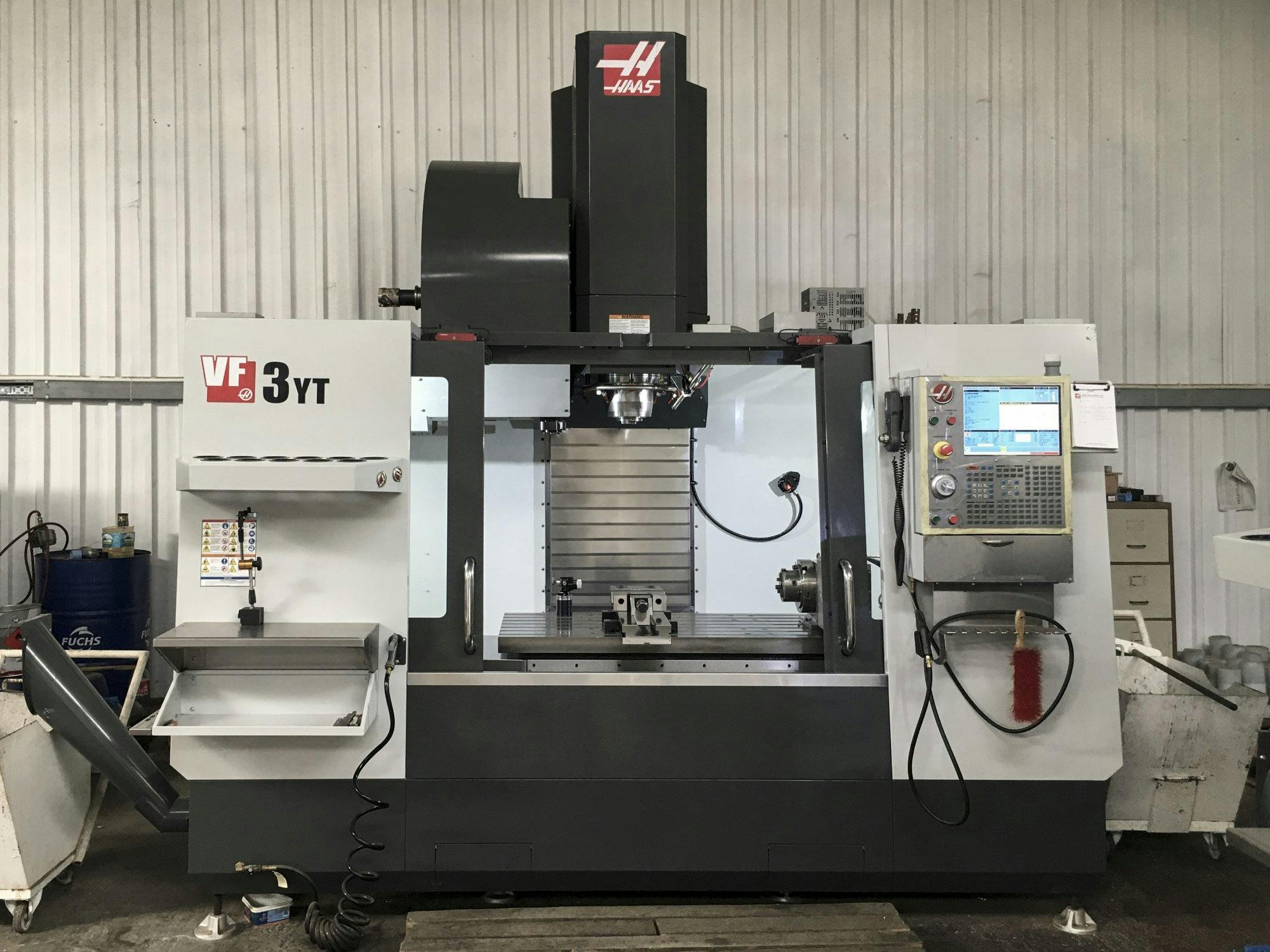 HAAS VF-3YT/50 Mašinos vaizdas iš priekio